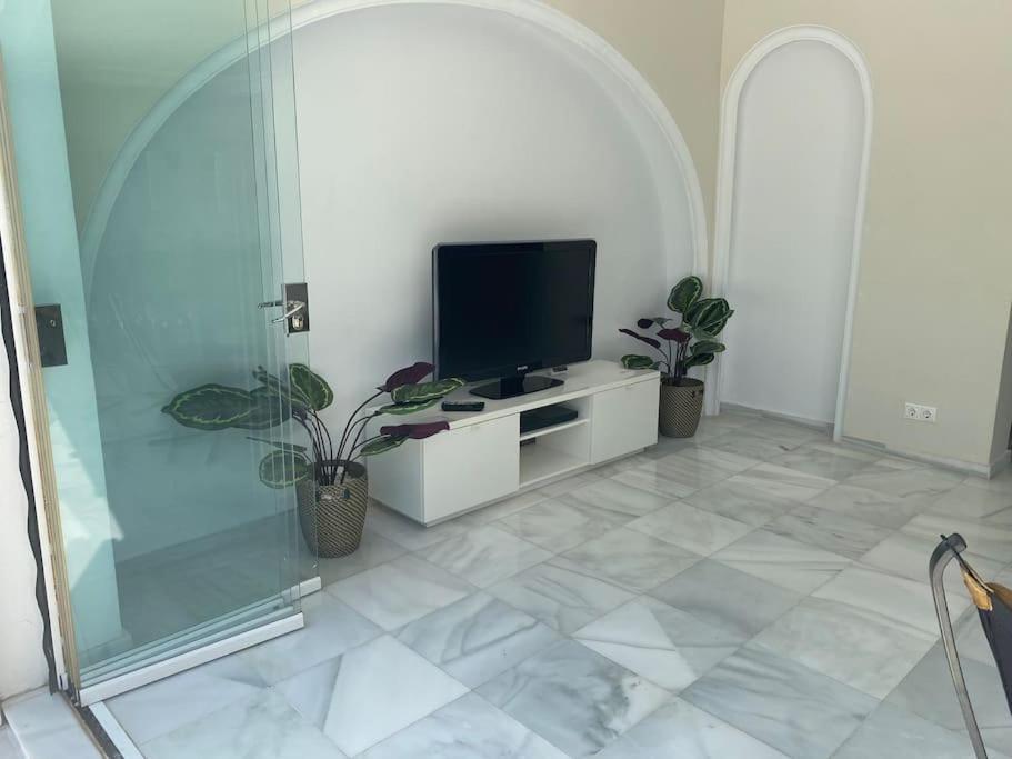 Sunny Villa Mijas With Large Pool Free Parking Málaga Exterior foto